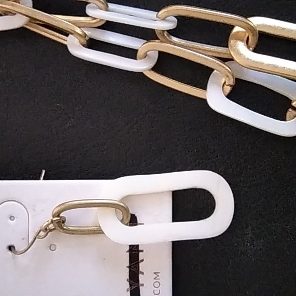 lane bryant white pearlized and  gold chunky layered necklace and earrings